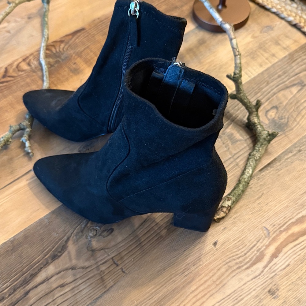 Chic Black Ankle Boots Steve Madden